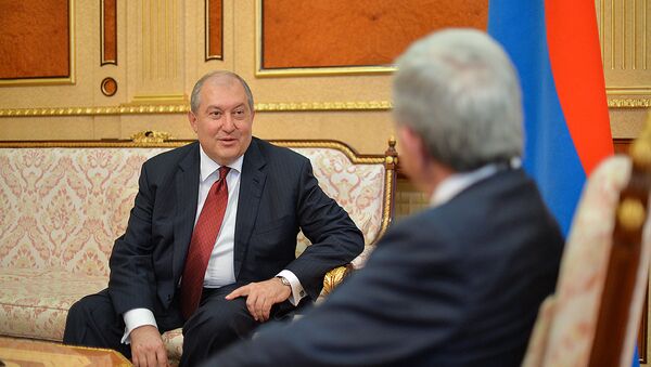 Президент Серж Саргсян и выдвинутый от РПА кандидат в президенты Армении Армен Саркисян - Sputnik Արմենիա