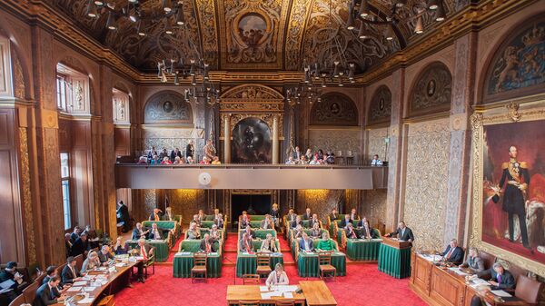 Политические слушания в Первой палате (Сенате) Генеральных штатах (Парламенте) Нидерландов (29 октября 2013). Гаага, Нидерланды - Sputnik Армения