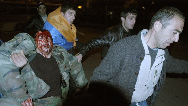 Беспорядки на улице Лусаворича 1 марта 2008 г. - Sputnik Արմենիա