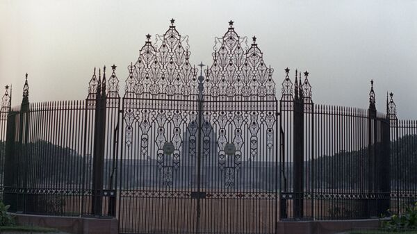 У ворот президентского дворца в Дели. - Sputnik Армения