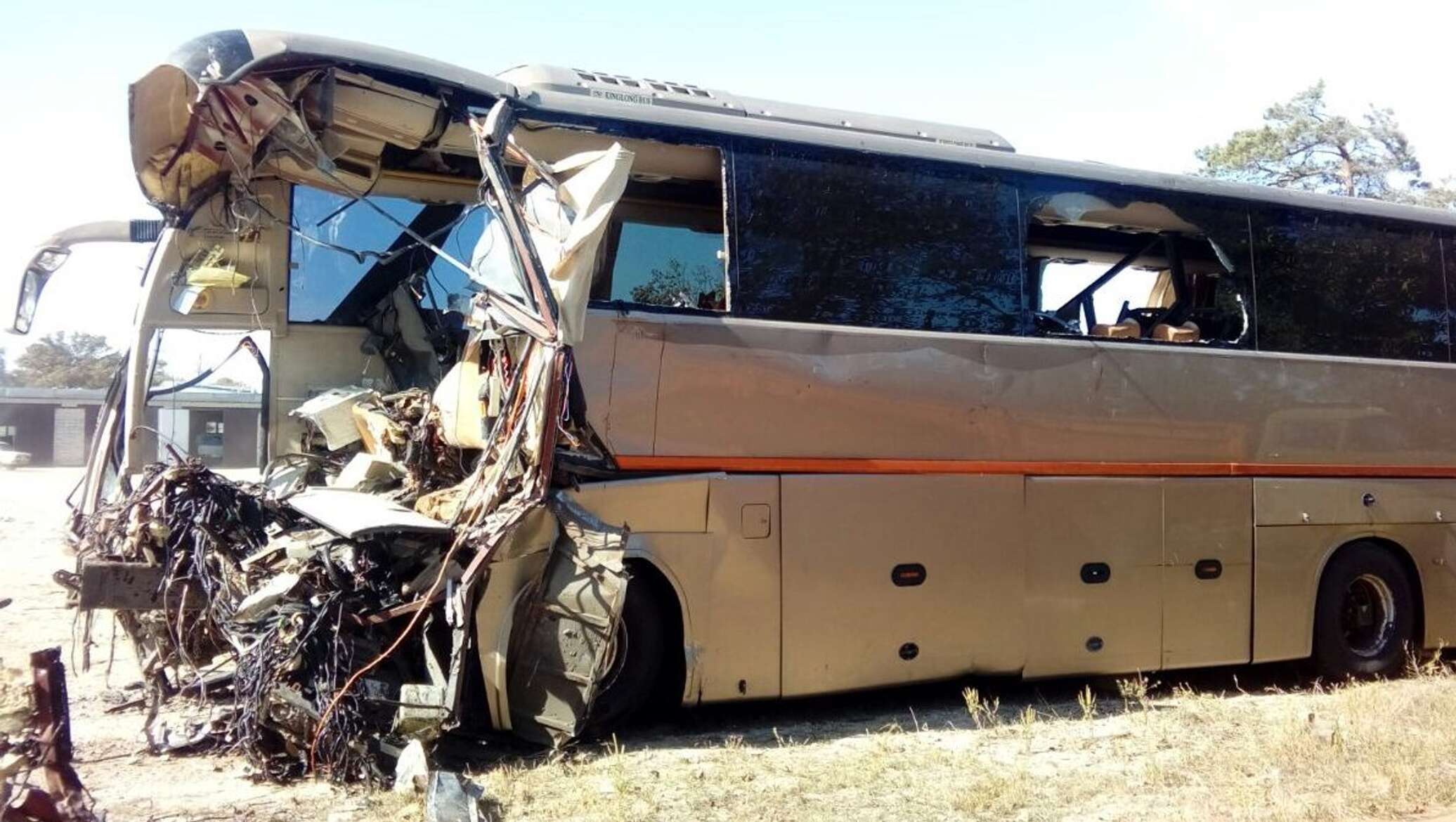 Автобус разбили. Крупные аварии с автобусами. ДТП автобус и грузовой автомобиль.