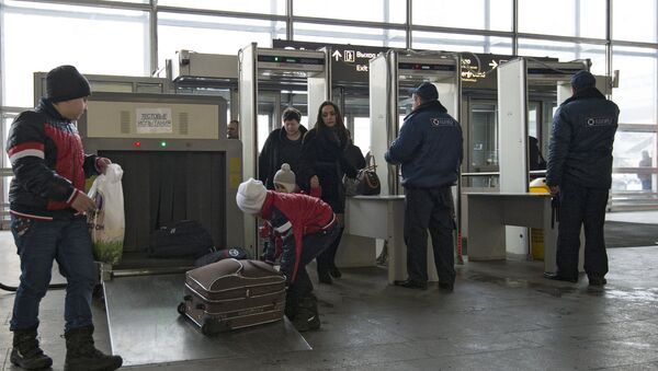 Работа досмотровых зон пассажиров на железнодорожных вокзалах - Sputnik Արմենիա