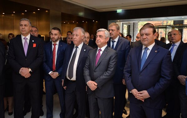 Президент Серж Саргсян присутствовал на открытии гостиницы Александр в Ереване - Sputnik Армения