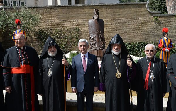Церемония освящения памятника Нарекаци в Ватикане (5 апреля 2018) - Sputnik Армения