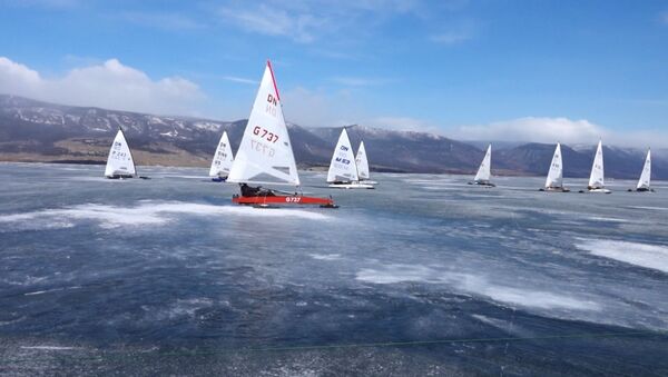 Гонки по льду на парусниках по Байкалу - Sputnik Армения