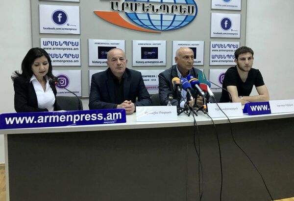 Пресс-конференция, посвященная чемпионату Европы по фехтованию среди спортсменов не старше 23 лет Пресс-конференция, посвященная чемпионату Европы по фехтованию среди спортсменов не старше 23 лет - Sputnik Արմենիա