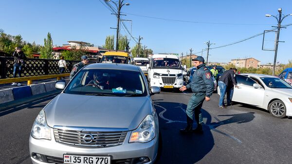 Ситуация на мосту Киевян (16 апреля 2018). Ереван - Sputnik Արմենիա