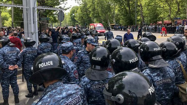 Ситуация на площади Франции (18 апреля 2018). Ереван - Sputnik Արմենիա