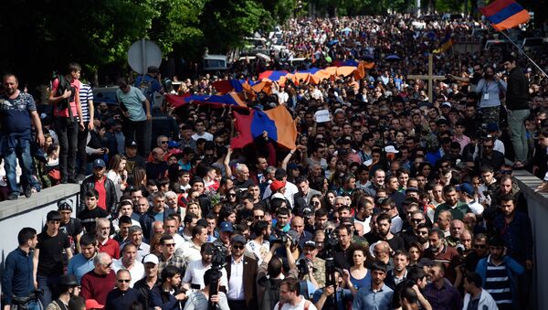 Шествия в Цицернакаберд (24 апреля 2018). Ереван - Sputnik Արմենիա