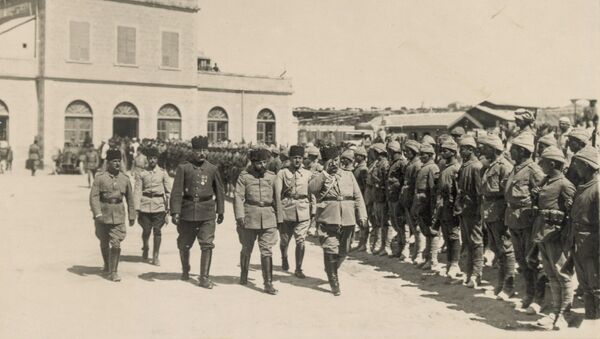 Иззат-Паша прибывает в Иерусалим, 1917 год - Sputnik Армения