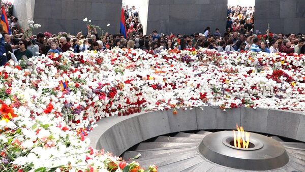 Հայաստանում ապրիլի 24–ին հարգում են Օսմանյան կայսրությունում ցեղասպանված հայերի հիշատակը - Sputnik Արմենիա