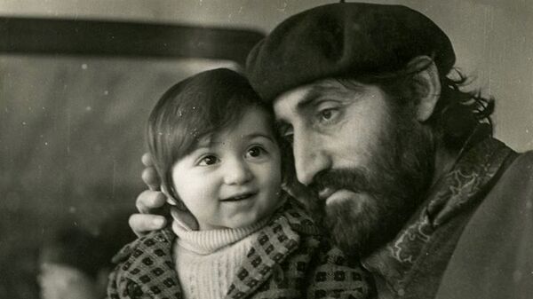 Минас с сыном Нареком - Sputnik Армения