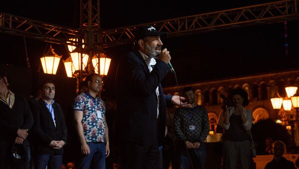 Речь Никола Пашиняна во время митинга на площади Республики (30 апреля 2018). Еревaн - Sputnik Արմենիա