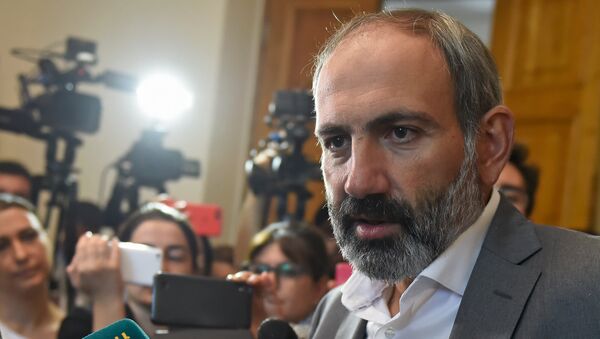 Интерьвю Никола Пашиняна в НС (3 мая 2018). Еревaн - Sputnik Արմենիա