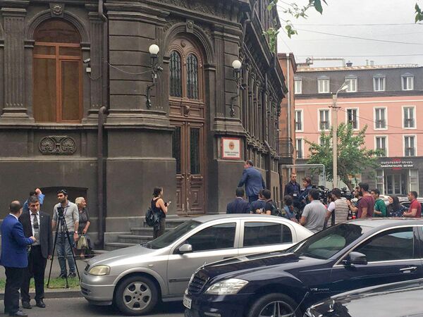 Здание Республиканской Партии Армении Здание Республиканской Партии Армении - Sputnik Армения