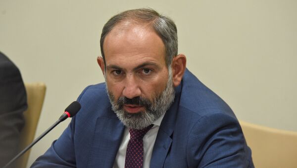 Пресс-конференция премьер-министра Армении Никола Пашиняна в Карабахе (9 мая 2018). Степанакерт - Sputnik Армения