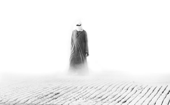 Снимок Белая гора фотографа Анаса Камаля из Египта, вошедшая в шорт-лист лауреатов конкурса им. Андрея Стенина Снимок Белая гора фотографа Анаса Камаля из Египта, вошедшая в шорт-лист лауреатов конкурса им. Андрея Стенина - Sputnik Армения