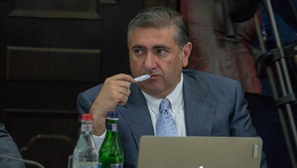 Министр сельского хозяйства Артур Хачатрян на заседании правительства Армении (24 мая 2018). Еревaн - Sputnik Армения