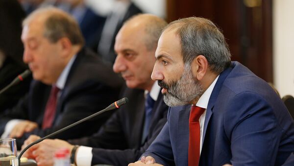 Премьер-министр Армени Никол Пашинян и глава Карабаха Бако Саакян - Sputnik Армения