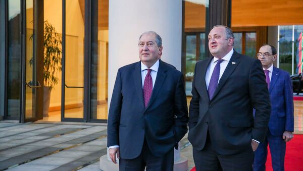 Президент Армении Армен Саркисян встретился с президентом Грузии Георгием Маргвелашвили (25 мая 2018). Тбилиси - Sputnik Արմենիա
