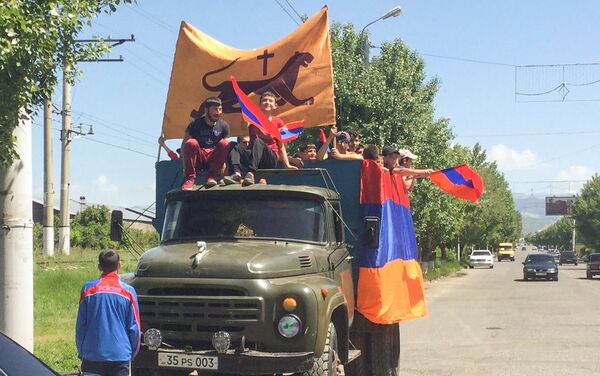 «Շիրակ» ակումբի երկրպագուները բողոքում են - Sputnik Արմենիա