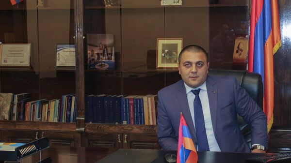 Губернатор Ширакской области Карен Саруханян - Sputnik Армения