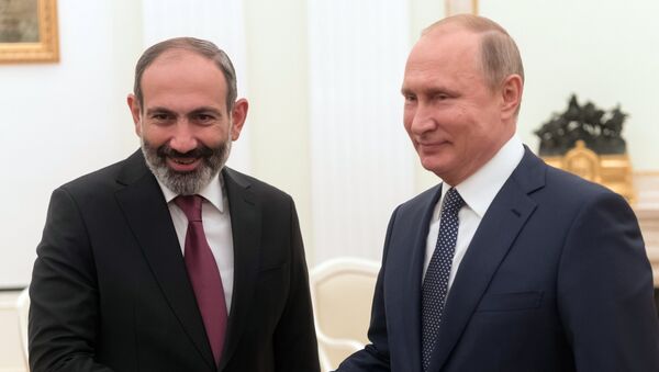 Встреча премьер-министра Армении Никола Пашиняна и Президента России Владимира Путина (13 июня 2018). Москвa - Sputnik Армения