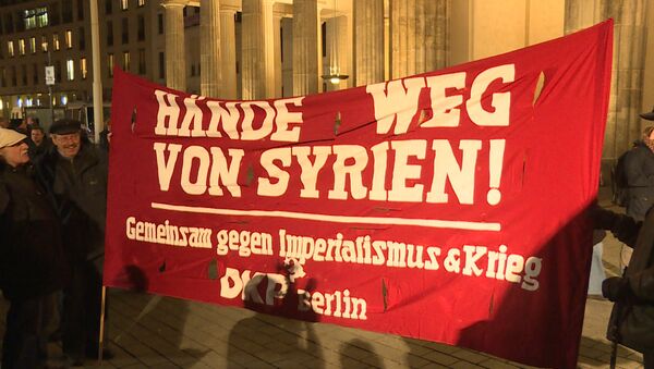 СПУТНИК_Руки прочь от Сирии – митинг против военного участия Германии в конфликте - Sputnik Армения