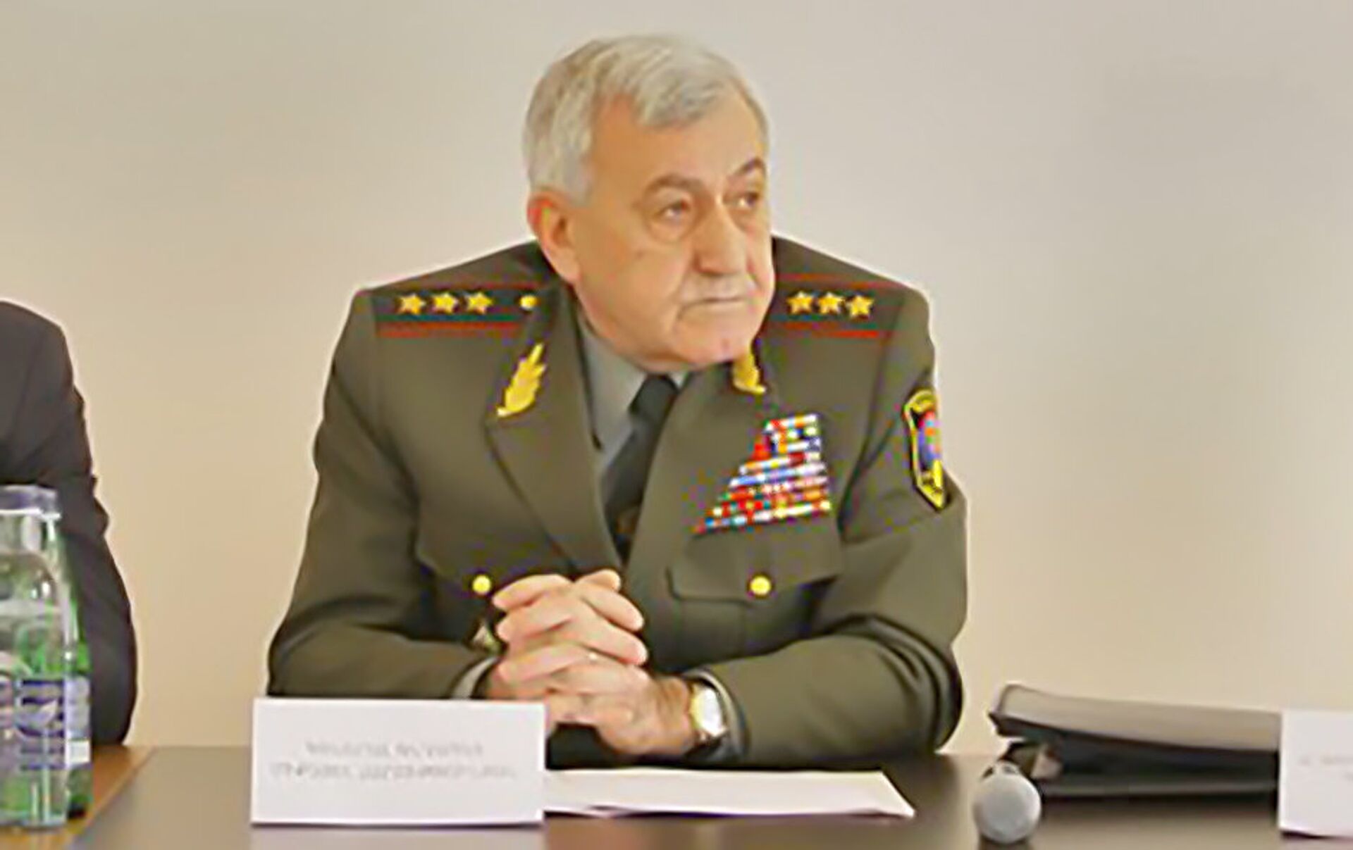 михаил арутюнян министр обороны армении