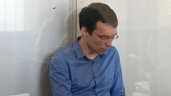 Журналист Василий Муравицкий, обвиняемый в государственной измене, на заседании Королёвского районного суда в Житомире. - Sputnik Армения