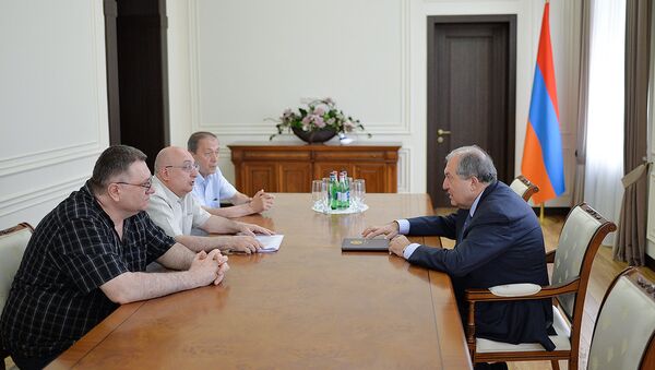 Президент Армении Армен Саркисян встретился с учеными (17 июля 2018). Еревaн - Sputnik Армения