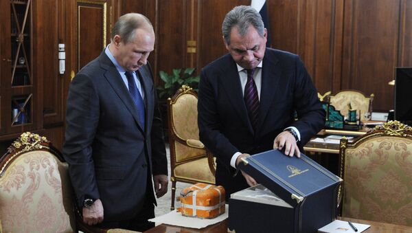 Президент РФ В.Путин встретился с министром обороны РФ С.Шойгу - Sputnik Армения