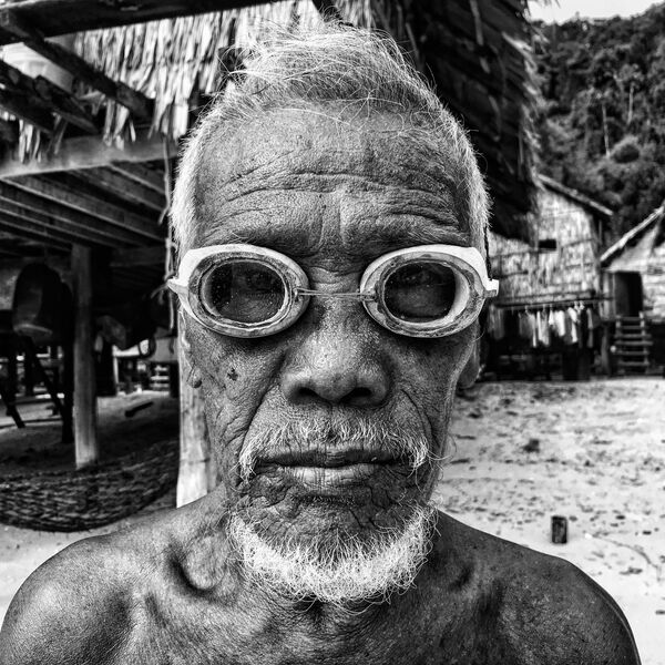 Работа фотографа Scott Woodward Salamah, занявшая первое место в номинации Портрет фотоконкурса 2018 iPhone Photography Awards Работа фотографа Scott Woodward Salamah, занявшая первое место в номинации Портрет фотоконкурса 2018 iPhone Photography Awards - Sputnik Армения