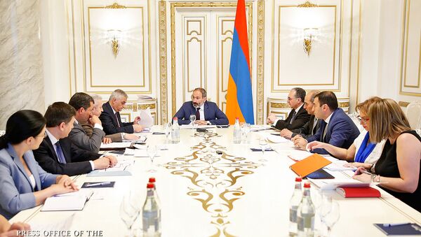 Правительство Армении начало обсуждени гос.бюджета 2019 года (24 июля 2018). Еревaн - Sputnik Армения