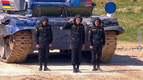 Армянские танкисты на Танковом биатлоне 2018 - Sputnik Армения