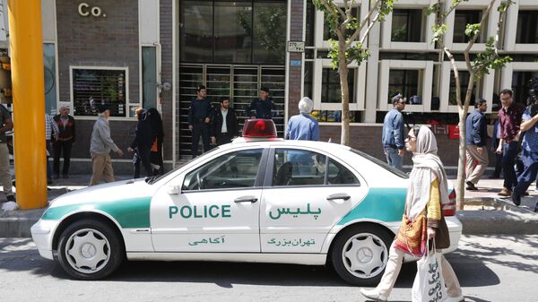 Полицейский автомобиль в Иране - Sputnik Արմենիա