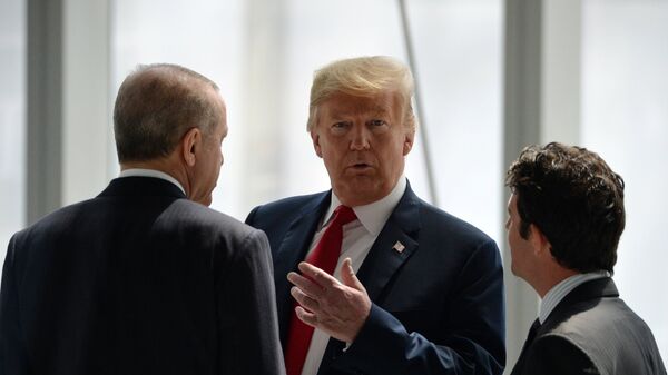 Президенты Турции и США Реджеп Тайип Эрдоган и Дональд Трамп на саммите глав государств и глав правительств стран-участниц НАТО (11 июля 2018). Брюссель - Sputnik Армения