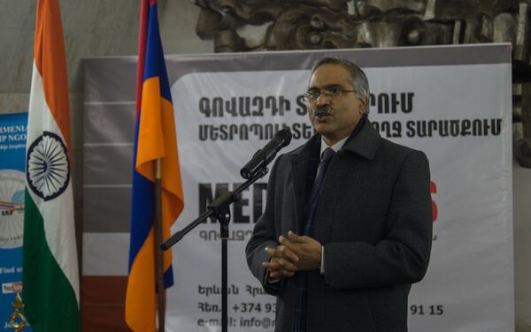 Հայաստանում Հնդկաստանի արտակարգ և լիազոր դեսպան Սուրեշ Բաբուն - Sputnik Արմենիա