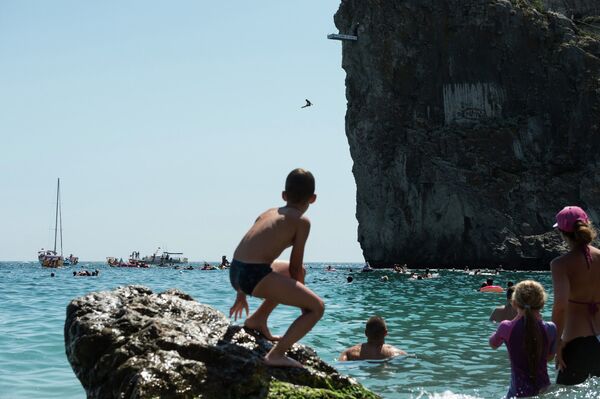 Freerate Cliff Diving World Cup քլիֆ դայվինգի մրցումներ Freerate Cliff Diving World Cup քլիֆ դայվինգի մրցումներ - Sputnik Արմենիա