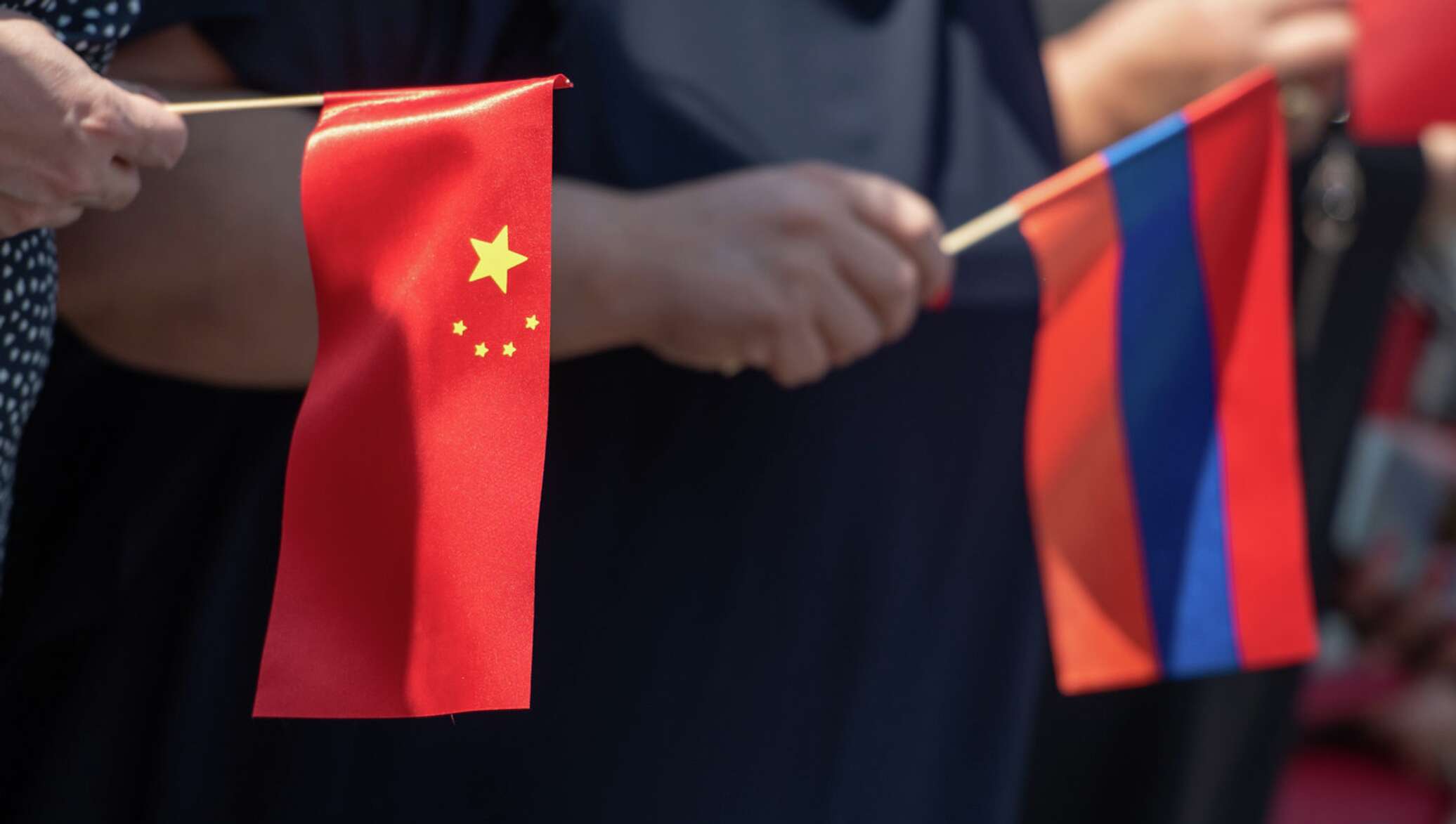 армения китай. армения и китай. армения китай. армяно китайский флаг. никол пашинян и си цзиньпин.