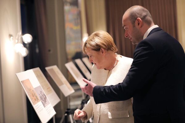 Канцлер Германии Ангела Меркель и премьер-министр Грузии Мамука Бахтадзе (23 августа 2018). Тбилиси - Sputnik Армения