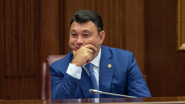 Вице-спикер Парламента Армении Эдуард Шармазанов на внеочередном заседании НС (28 августа 2018). Еревaн - Sputnik Արմենիա