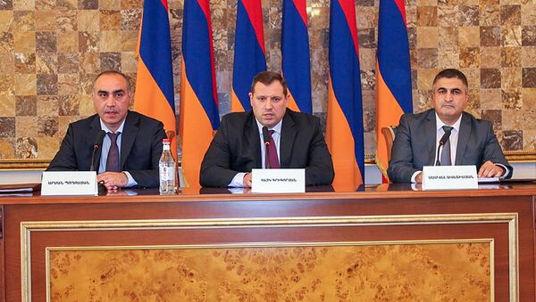 Глава Следственного комитета Армении Айк Григорян представил новых заместителей - Sputnik Արմենիա