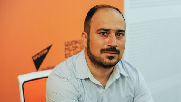Микаел Бадалян - Sputnik Արմենիա
