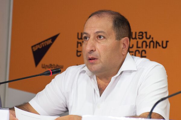 Айк Алумян Айк Алумян - Sputnik Արմենիա