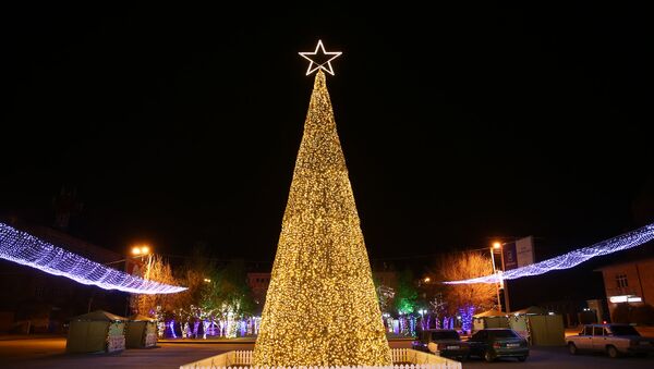 Главная елка города Масис - Sputnik Армения