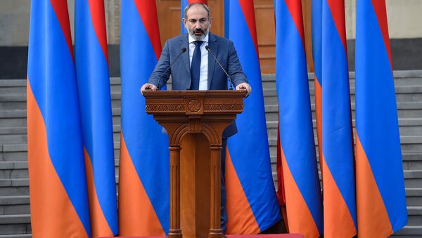 Праздничное поздравление премьер-министра Никола Пашиняна в День независимости Армении (21 сентября 2018). Еревaн - Sputnik Արմենիա