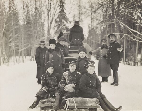 Цесаревич Алексей зимой в Царском селе, 1915 г Цесаревич Алексей зимой в Царском селе, 1915 г - Sputnik Армения