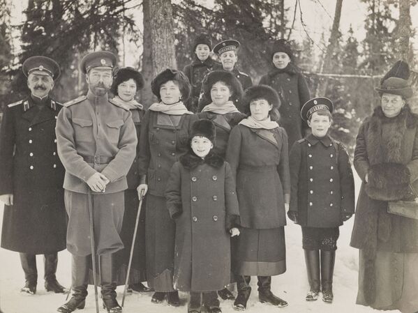 Российская императорская семья в Царском селе, 1915 год - Sputnik Армения