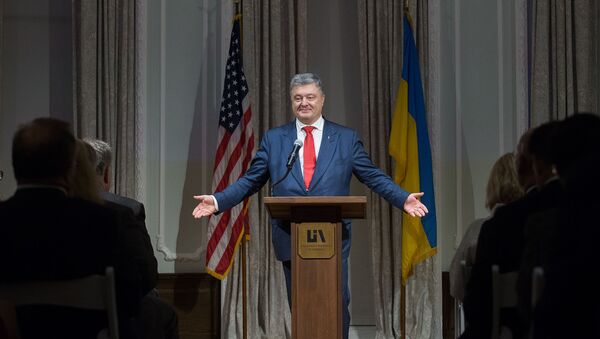 Президент Украины Петр Порошенко на встрече с лидерами украинской общины в США (26 сентября 2018). Нью-Йорк - Sputnik Армения